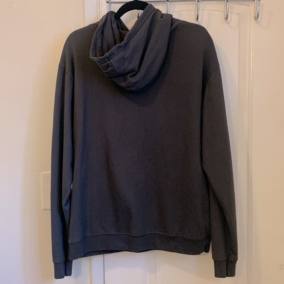 UFC MENS HOODIE COLOR CHARCOAL SIZE S
NWT - Picture 3 of 5